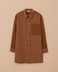 1009 ÖNÜ DÜĞMELİ KOL UCU MANŞETLİ KOLLARI VE SIRTI SÜET DETAYLI GÖMLEK  10002521511009 #10-25#