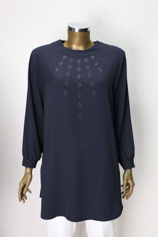 61098 ÖNDEN TAŞ İŞLEMELİ KOL UÇLARI DÜĞMELİ RAHAT KESİM TUNİK QYS TUNİK 61098 #23-063