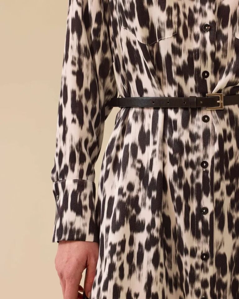 10008 GÖMLEK YAKA ÖNÜ DÜĞMELİ YANLARI CEPLİ KOLLARI MANŞETLİ DESENLİ ŞİFON ELBİSE #03-25#