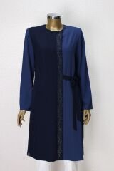 61147 YAKASI VE ÖNÜ TAŞ DETAYLI BELİ BAĞLAMALI TÜLLÜ RAHAT KESİM TUNİK QYS TUNİK 61147 #23-06#