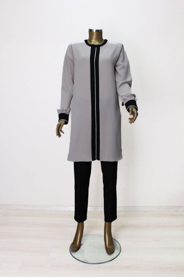 61106 ÖNÜ VE KOL UÇLARI TAŞ DETAYLI RAHAT KESİM TUNİK QYS TUNİK 61106 #23-063