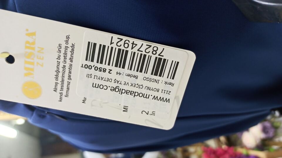 2111 BOYNU ÇİÇEK VE TAŞ DETAYLI ŞİFON BELİ YARIM TÜLLÜ KUYRUKLU ABİYE ELİBİSE QYS ELBİSE 2011 #23-083