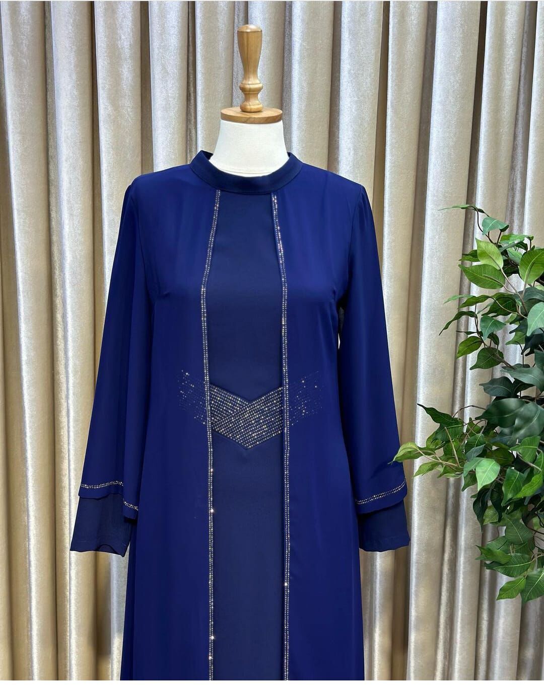 2122 ÖNÜ ŞERİT TAŞ DETYALI DIŞI BOYDAN TÜLLÜ KOL TAŞ DETAYLI ABİYE ELBİSE QYS ABİLYE ELBİSE 2122 #23-083