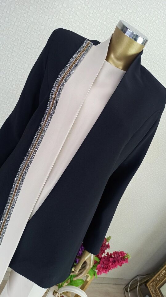 3104 ÖNÜ ŞERİT TAŞ DETAYLI ASİMETRİK KESİM BELİ BAĞLAMLAI PANTOLON BELİ YARIM LASTİKLİ 3 LÜ TAKIM QYS TAKIM 3104 #2032-083