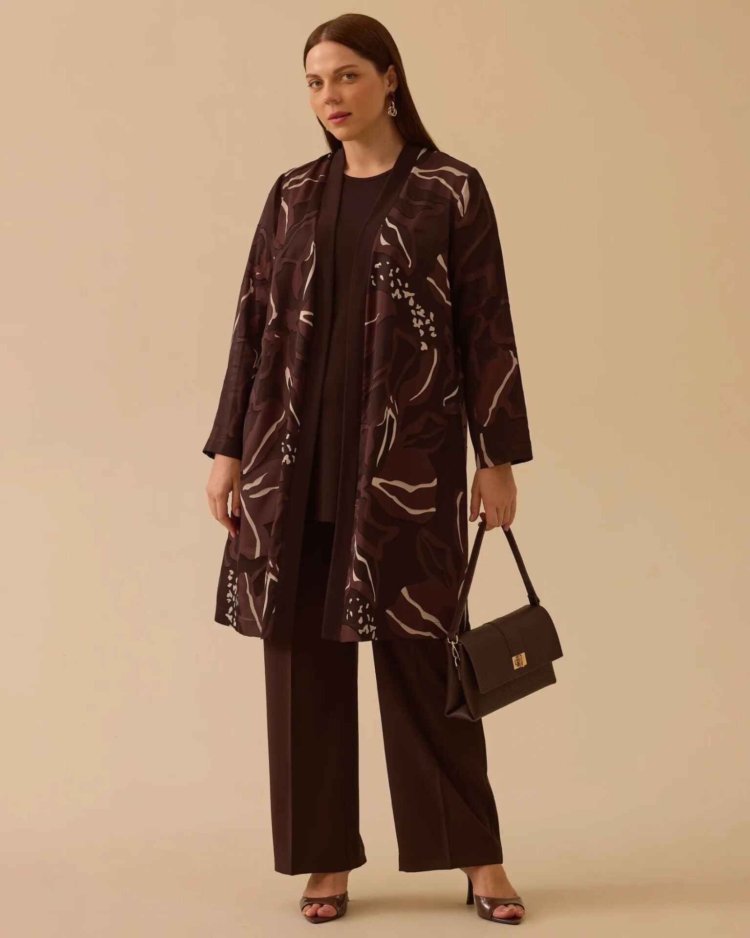 4002 BÜYÜK BEDEN DESENLİ HIRKALI TAKIM #26#