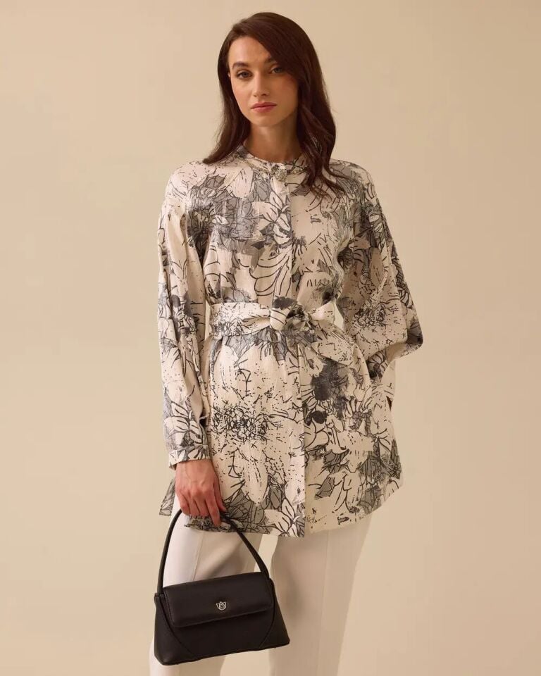 1015 ÖNDEN GİZLİ DÜĞMELİ BELİ BAĞLAMALI DESENLİ JAKAR KUMAŞ ŞIK GÖMLEK 10002511511015 #06-25#