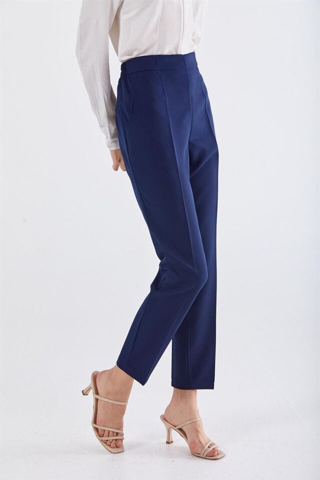 59061 BELİ YARIM LASTİKLİ  ÖN CEPLİ KLASİK DAR PAÇA PANTOLON QYS PANTLON 59061 #23-063 42 - LACİVERT