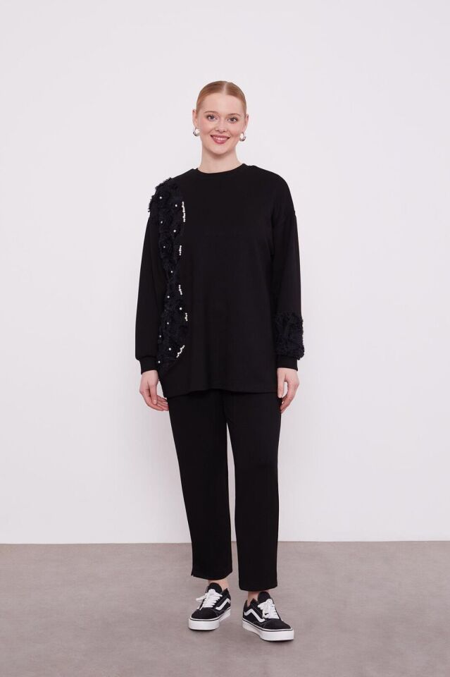 100649 ÖNÜ DANTEL VE İNCİ BONCUK DETAYLI PANTOLONU BELİ LASTİKLİ İKİLİ TAKIM