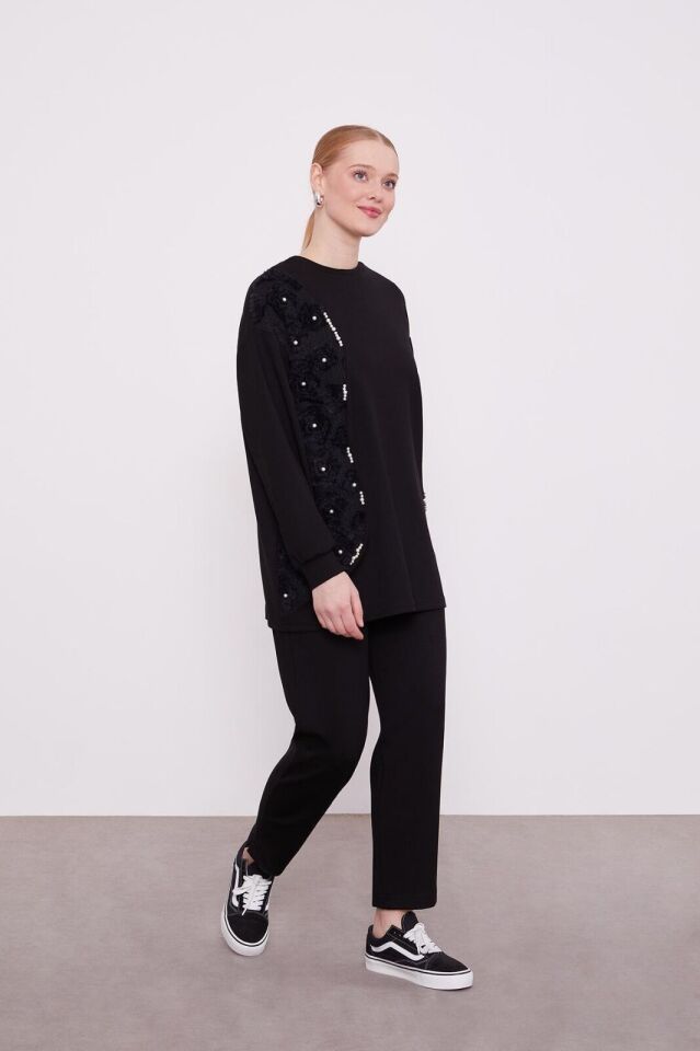 100649 ÖNÜ DANTEL VE İNCİ BONCUK DETAYLI PANTOLONU BELİ LASTİKLİ İKİLİ TAKIM