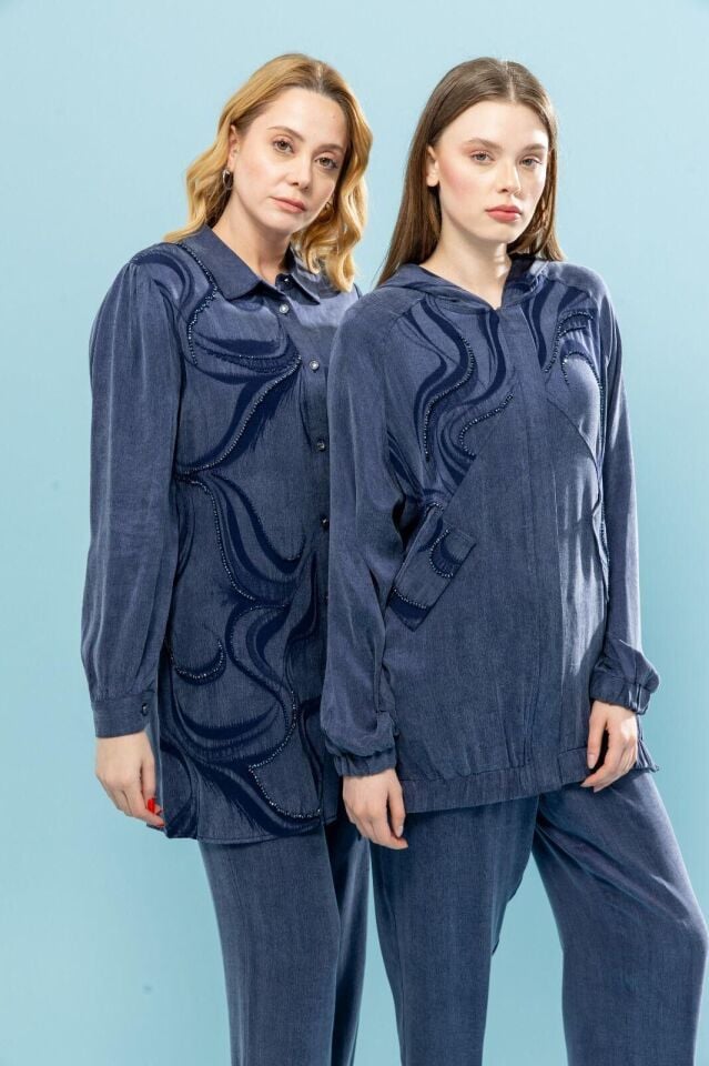 1539 KUPRA İKİLİ TAKIM GÖMLEĞİN ÖNÜ DÜĞMELİ KOLLARI MANŞETLİ DESENLİ BONCUK İŞLEMELİ PANTOLONUN BELİ LASTİKLİ VE CEP DETAYLI KUPRA İKİLİ TAKIM #03-25#