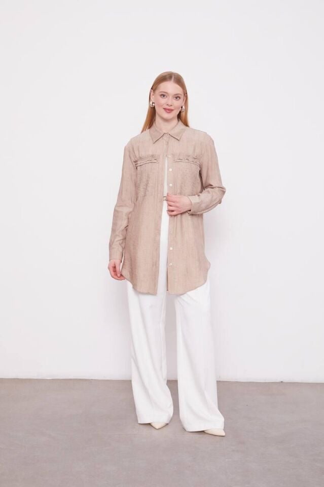 210134 ÖNÜ DÜĞMELİ GÖĞSÜ TAŞ DETAYLI FIRFIR DETAYLI GÖMLEK #04-25#