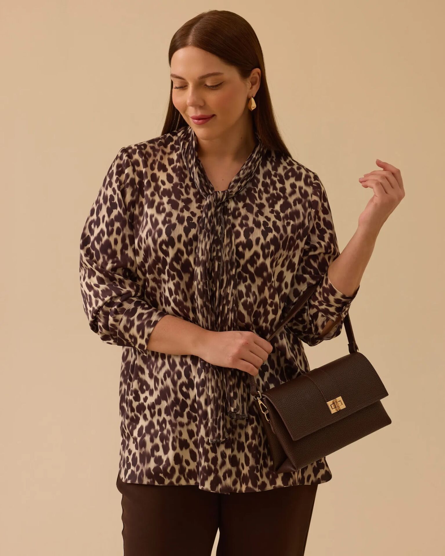 4008 BÜYÜK BEDEN FULAR DETAYLI LEOPAR DESENLİ GÖMLEK #26#