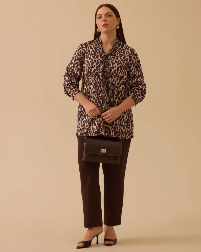 4008 BÜYÜK BEDEN FULAR DETAYLI LEOPAR DESENLİ GÖMLEK #26#