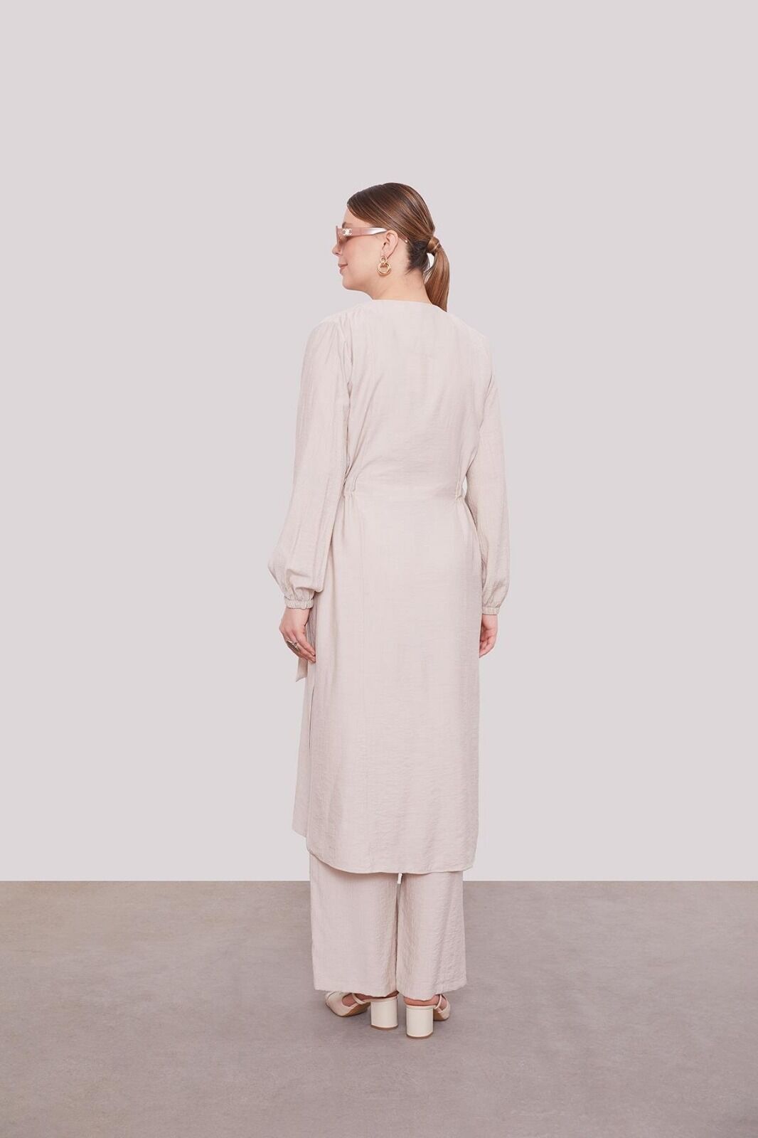 100537 KOL UCU LASTİKLİ BELİ BÜZGÜLÜ UZUN İKİLİ TAKIM #02-25#