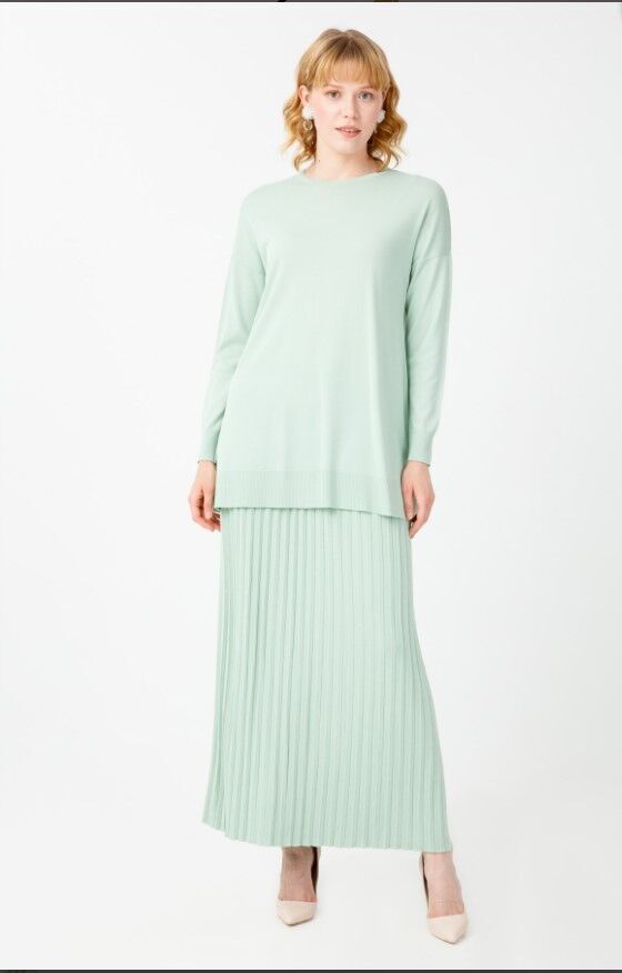 20557 PİLEİ ETEK BLUZ RAYON TAKIM QKS TAKIM 20757 #23-10#