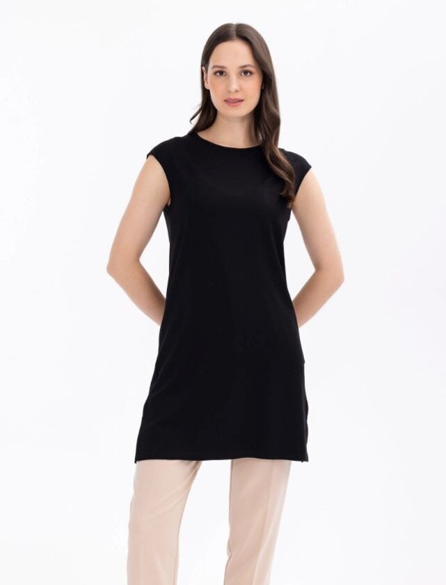 1000 YUVARLAK YAKALI KOLSUZ BASİC TİŞÖRTSIFIR KOLLU ATLET 11231101001000 #23-103