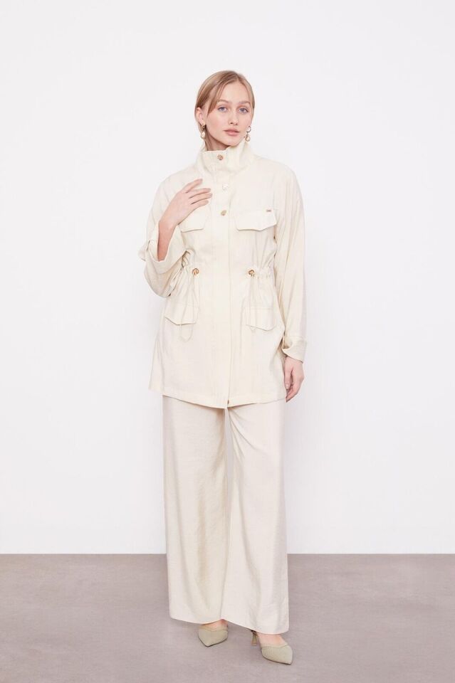 100540 GÖĞÜS VE ALT KISMI CEPLİ ÖNÜ FERMUARLI BELİ BÜZGÜLÜ KOL UCU KATLAMALI PANTOLONUN BELİ LASTİKLİ SPOR TAKIM #02-25#