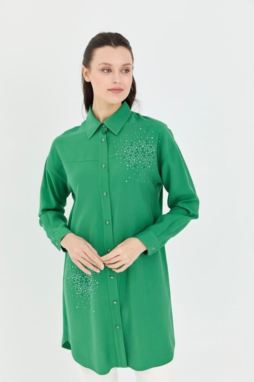 61029 ETEK UCU VE OMZU TAŞ DETAYLI GÖMLEK YAKA ÖNDEN DÜĞMELİ SPOR ŞIK GÖMLEK TUNİK #06-25#