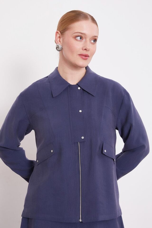 100767 ÖNÜ FERMUARLI YARIYA KADAR ÇITÇIT DETAYLI GÖMLEK YAKA KOLLARI MANŞETLİ ETEĞİN BELİ LASTİKLİ ETEKLİ TAKIM