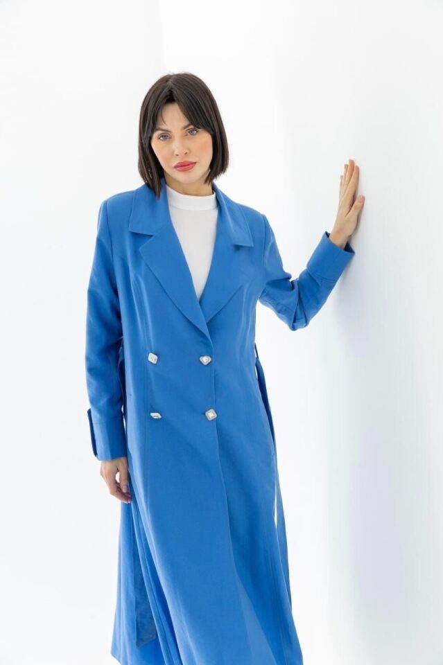 25223 ÖNÜ DÜĞMELİ KOLU DÜĞME VE KAT DETAYLI ÖNÜ CEPLİ BELİ BAĞLAMALI GİY ÇIK KAP #03-25#