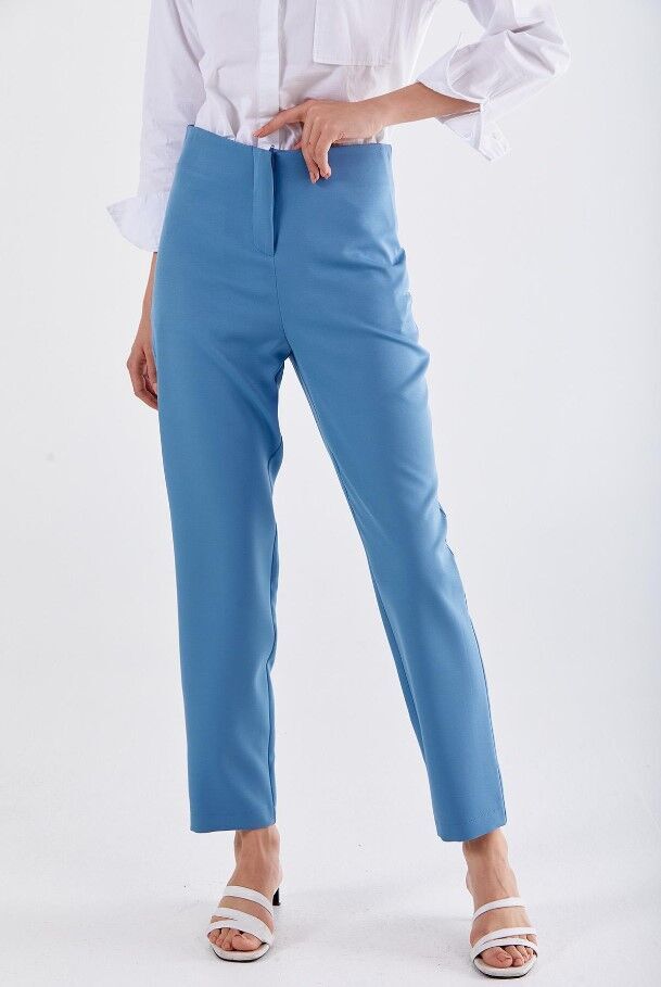 59058 ÖNDEN FERMUARLI KLASİK DAR PAÇA PANTOLON QYS 59058 PANTOLON #23-063 38 - MAVİ