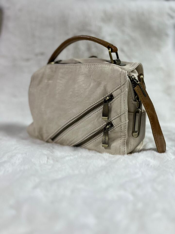 930371 EL TUTMALI VE ÇAPRAZ ASKI KULLANIMA UYGUN PREMİUM ÇANTA #08-25#