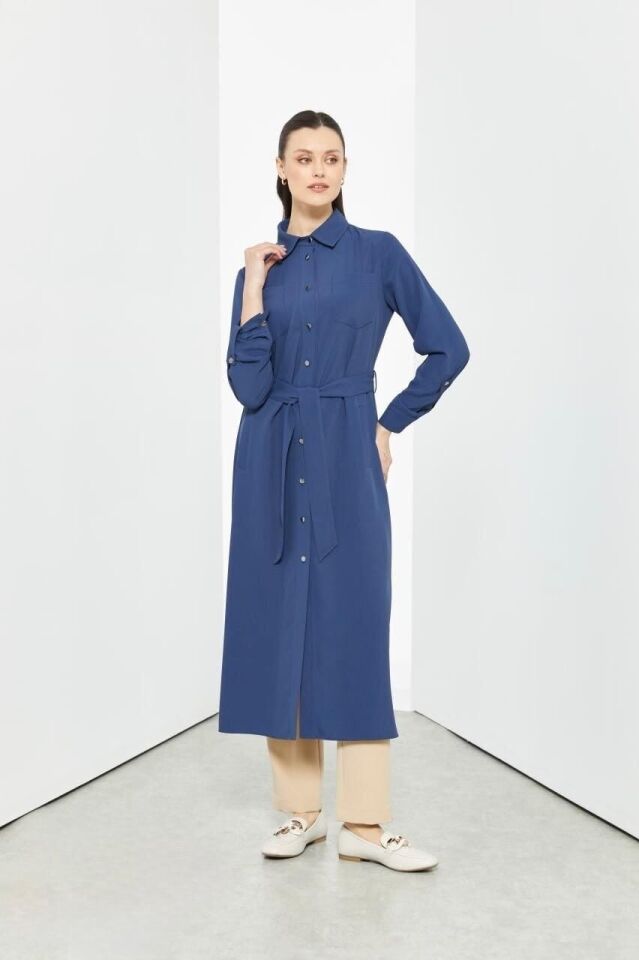 65014 ÖNÜ DÜĞMELİ ÇİFT CEPLİ BELİ KUŞAKLI CEPLİ UZUN TUNİK #04-25#