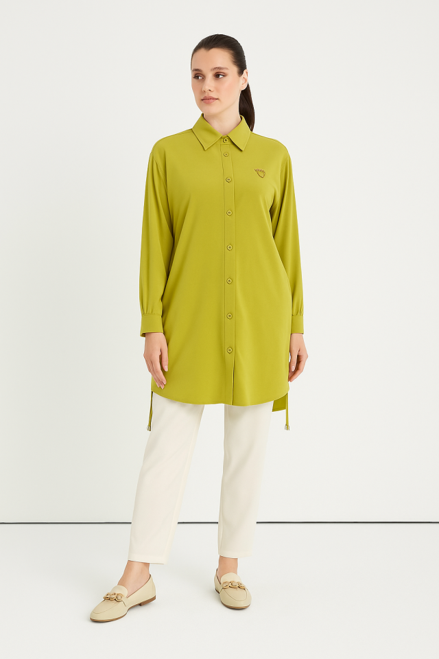 61060 ÖNDEN DÜĞMELİ YANLARI BÜZGÜLÜ GÖĞSÜ ARMALI PAMUKLU GÖMLEK #06-25#