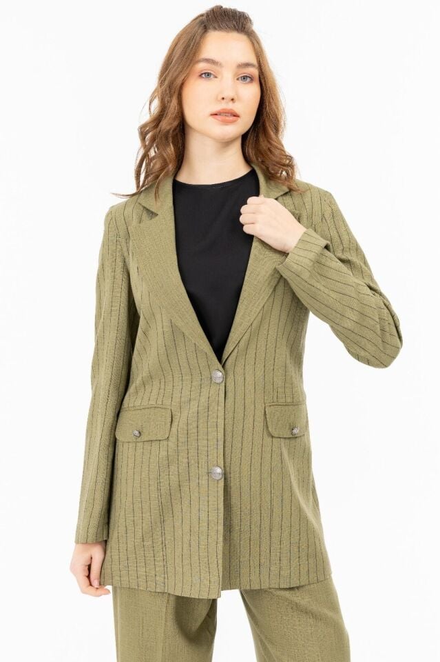 2068 KRUVAZE YAKA ÖNÜ DÜĞMELİ ÖNDEN CEPLİ ÇİZGİ DESENLİ KETEN CEKET #05-25#