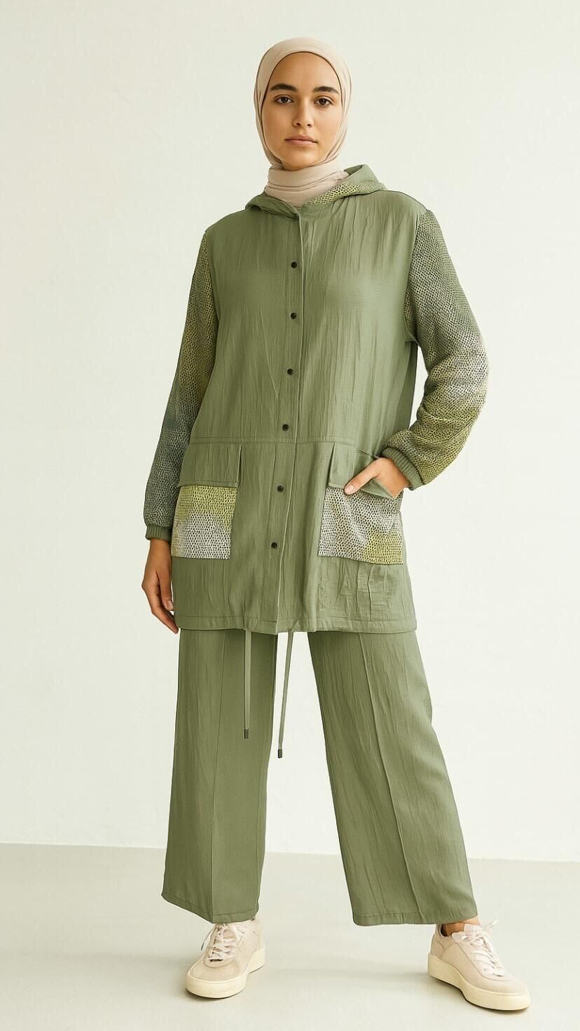 2051 YAKASI KAPŞONLU ÖNÜ DÜĞMELİ ÖNÜ CEP DETAYLI VE KAPİŞONU FİLELİ PANTOLONUN BELİ LASTİKLİ İKİLİ TAKIM #05-25#