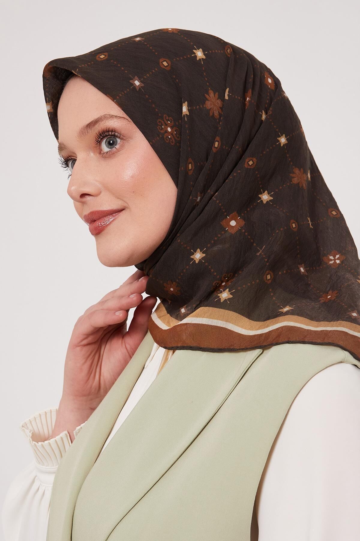 23871 LEVİDOR LUVENSARA SUMMER EŞARP