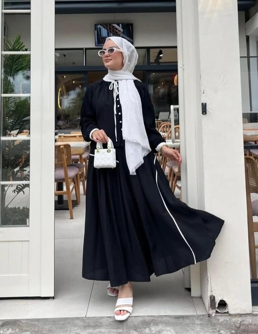 100819 ETEKLİ TAKIM HAKİM YAKA KOL UCU MANŞETLİ YAKASI BAĞLAMALI ÖNÜ DÜĞMELİ ETEĞİN BELİ LASTİKLİ ŞERİT VE PİLE DETAYLI #07-25#