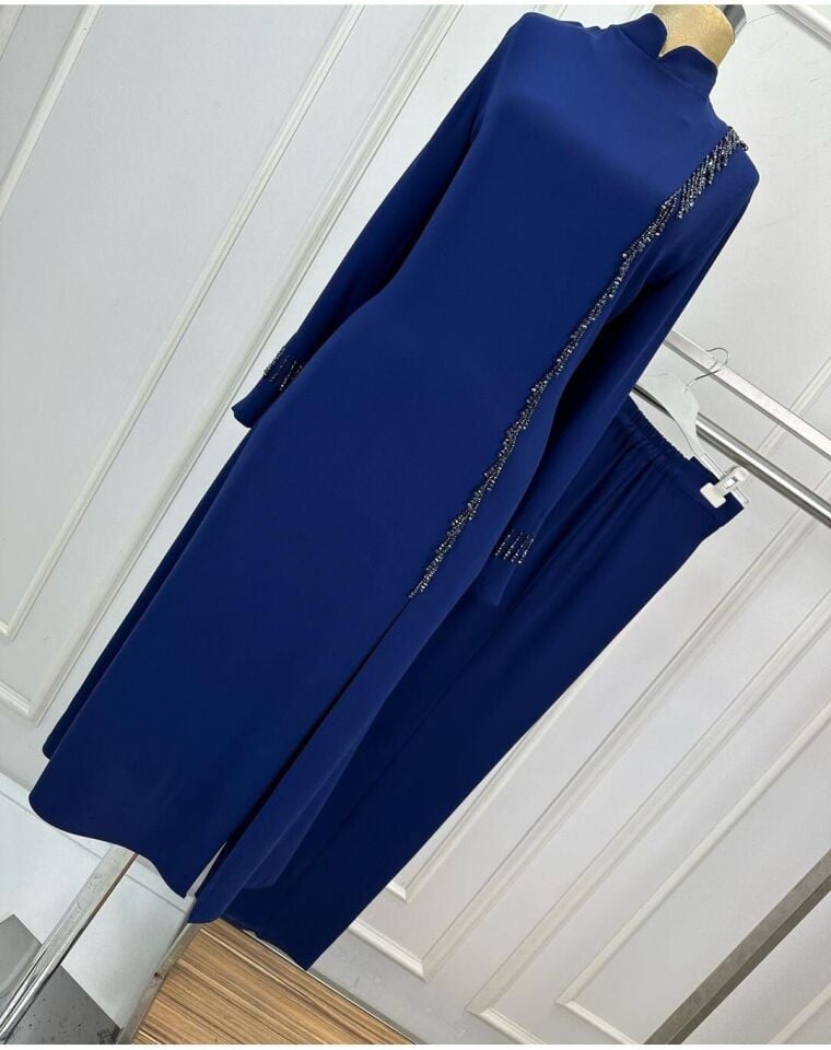 2801 ÖNÜ YIRTMAÇLI KOL UCU VE ÖNÜ BONCUKLU ŞIK TAKIM QYS TAKIM 2801 #24-02#