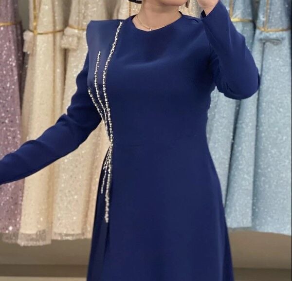 2704 ÖNÜ YIRTMAÇLI ONZU SATEN TAŞ DETAYLI ŞIK TAKIM QYS TAKIM 2704 #24-023