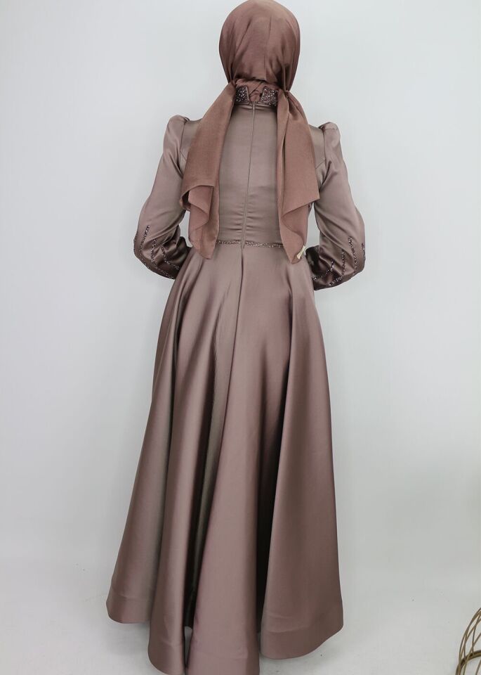 258 KOLLARI YAKASI GÖĞSÜ VE ETEĞİ TAŞLI MİDİ BOY PRENSES MODEL TASARIM ABİYE QYS ABİYE 258 #03-24#