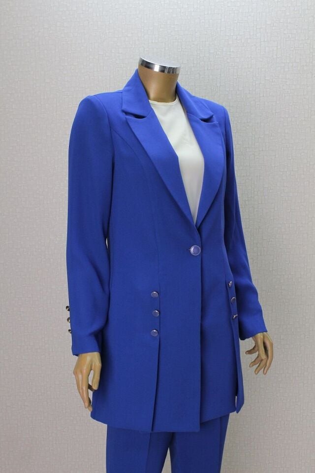 7003 ÖNDEN TEK DÜĞMELİ KOL UÇLARI VE ÖNÜ DÜĞME AKSESUARLI 3 LÜ TAKIM QYS TAKIM 7003 #24-03#