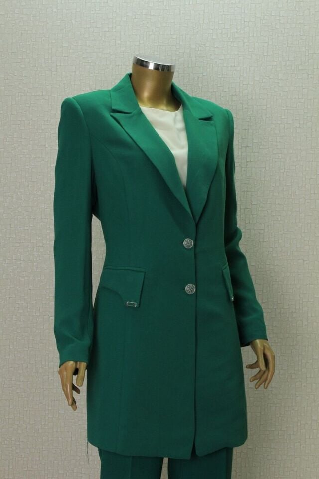 7032 CEKET ÖNDEN ÇÜFT DÜĞMELİ İÇ BLUZ SIFIR KOLUU PANTOLONUN BLEİ YARIM LASTİKLİ 3 LÜ TAKIM QYS TAKIM #24-033