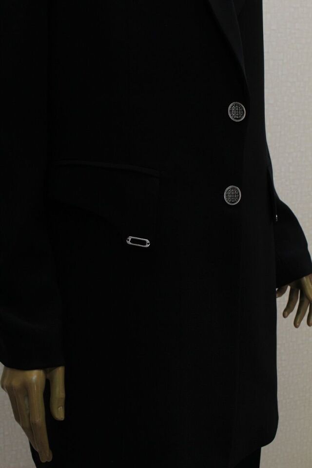 7032 CEKET ÖNDEN ÇÜFT DÜĞMELİ İÇ BLUZ SIFIR KOLUU PANTOLONUN BLEİ YARIM LASTİKLİ 3 LÜ TAKIM QYS TAKIM #24-033