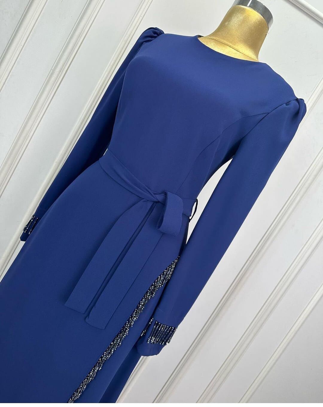 2821 KOL UÇLARI BONCUKLU BELİ BAĞLAMALI YIRMAÇCI BONCUKLU ABİYE ELBİSE QYS ELBİSE 2821 #24-03#