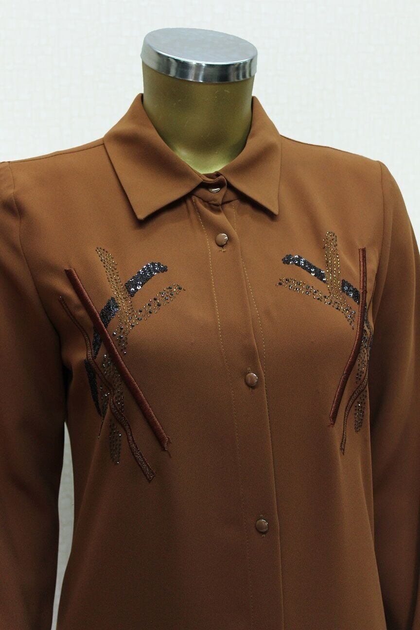 1547 ÖNDEN DÜĞMELİ GÖĞSÜ TAŞ İŞLEMELİ UZUN TUNİK QYS TUNİK #24-03#