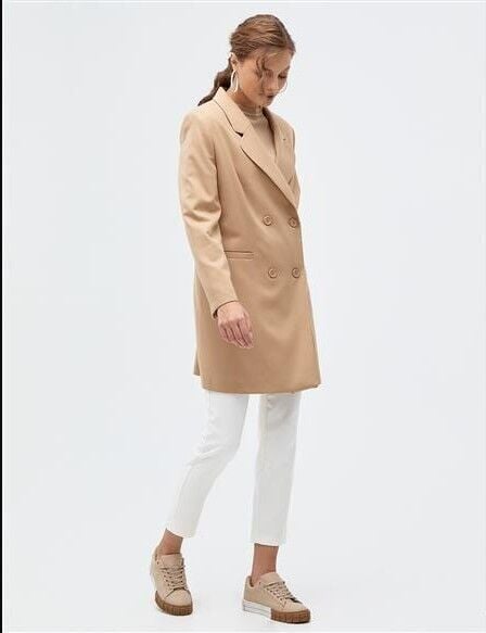 43003 ÖNDEN DÜĞME DETAYLI CEPLİ BLAZER CEKET  QKS BLAZER CEKET #22-12# 44 - KREM