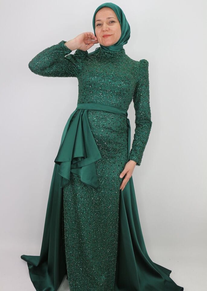 4408 ABİYE BOYDAN BONCUK VE PUL İŞLEMELİ BELİ PELERİLİ TASARIM MODEL ABİYE ELBİSE QYS ABİYE ELBİSE 4408 #24-053