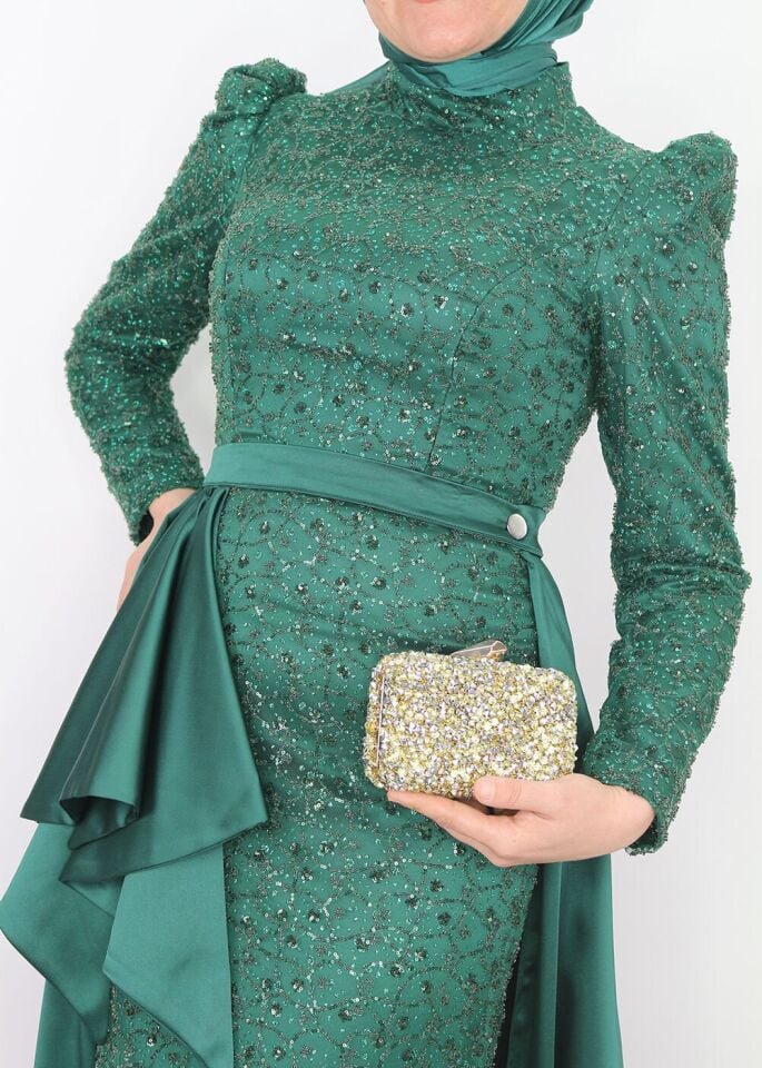 4408 ABİYE BOYDAN BONCUK VE PUL İŞLEMELİ BELİ PELERİLİ TASARIM MODEL ABİYE ELBİSE QYS ABİYE ELBİSE 4408 #24-053