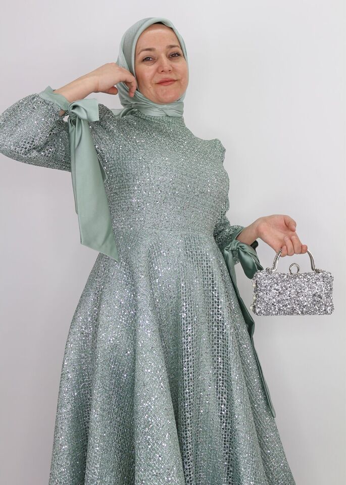 255 ABİYE ELBİSE ARKADAN FERMUARLI KOL UCU KURDELELİ BOYDAN FİLELİ SİMLİ TASARIM ABİYE ELBİSE #24-07#