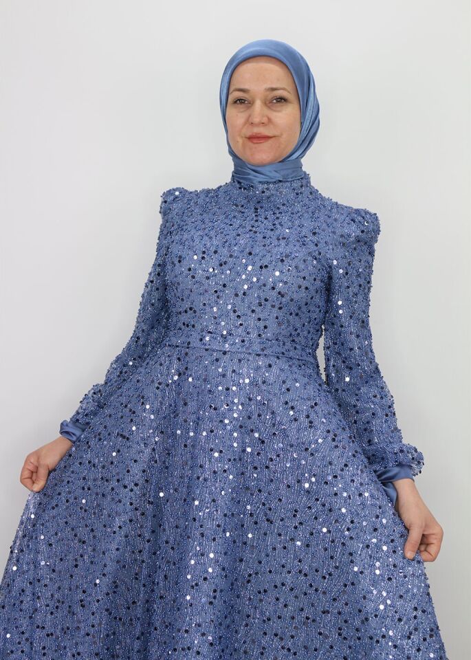 4457 ABİYE ELBİSE ÖNÜ VE ARKASI BOYDAN BONCUK İŞLEMELİ KOL UÇLARI KURDALE MİDİ BOY TASARIM ABİYE ELBİSE #24-010 42 - BEBE MAVİSİ