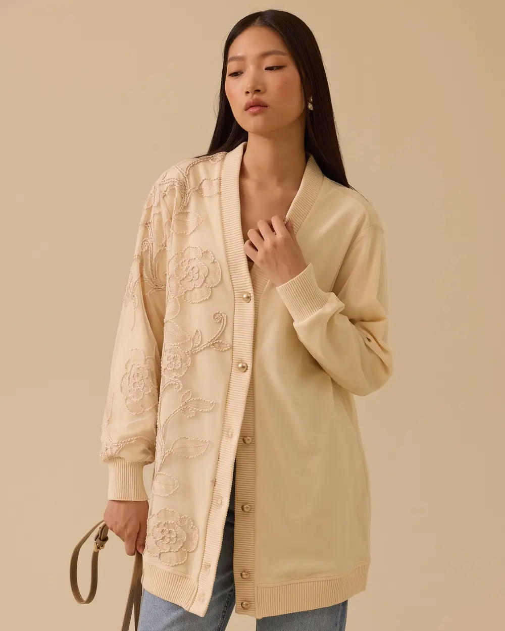 10002421111014 ÖNDEN DÜĞMELİ DESENİ TÜL DETAYLI TRİKO HIRKA