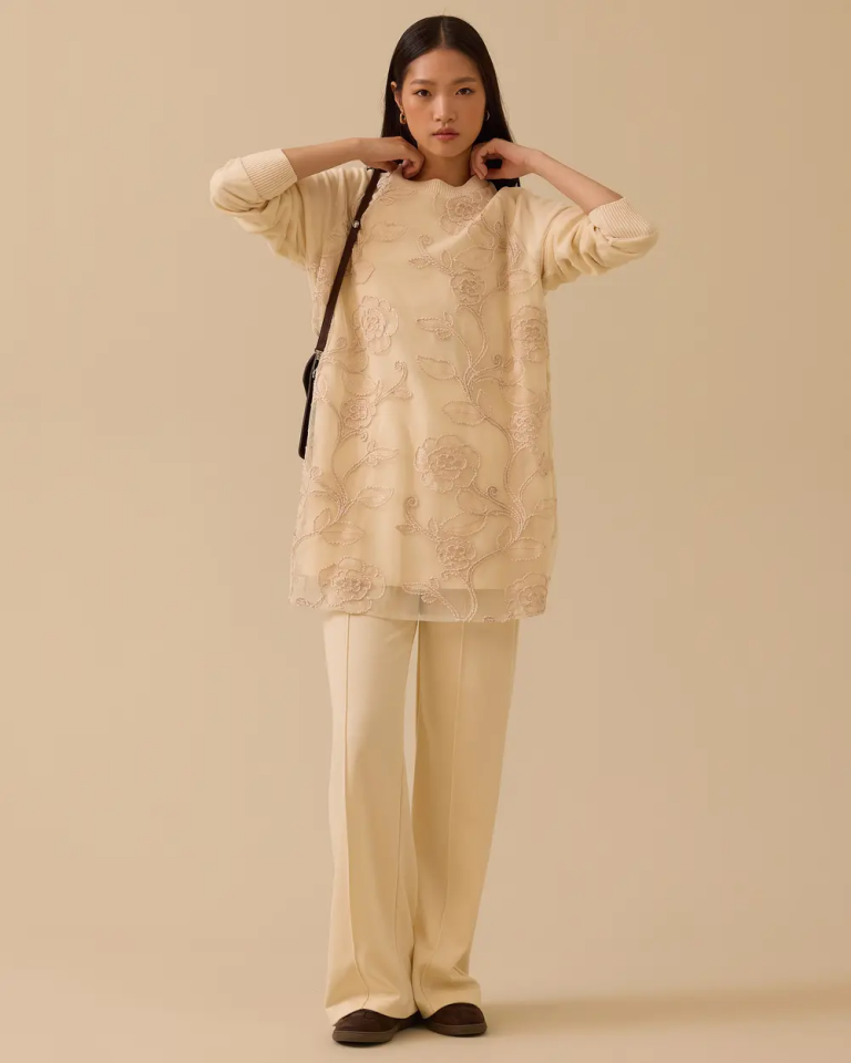 10002421211013 ÖNDEN TÜL DETAYLI SIFIR YAKA KOL UCU LASTİKLİ DESENLİ TRİKO TUNİK