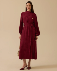 10002521311014 OMUZDAN AŞAĞI DÜĞMELİ KOL UCU LASTİKLİ JAKAR ELBİSE