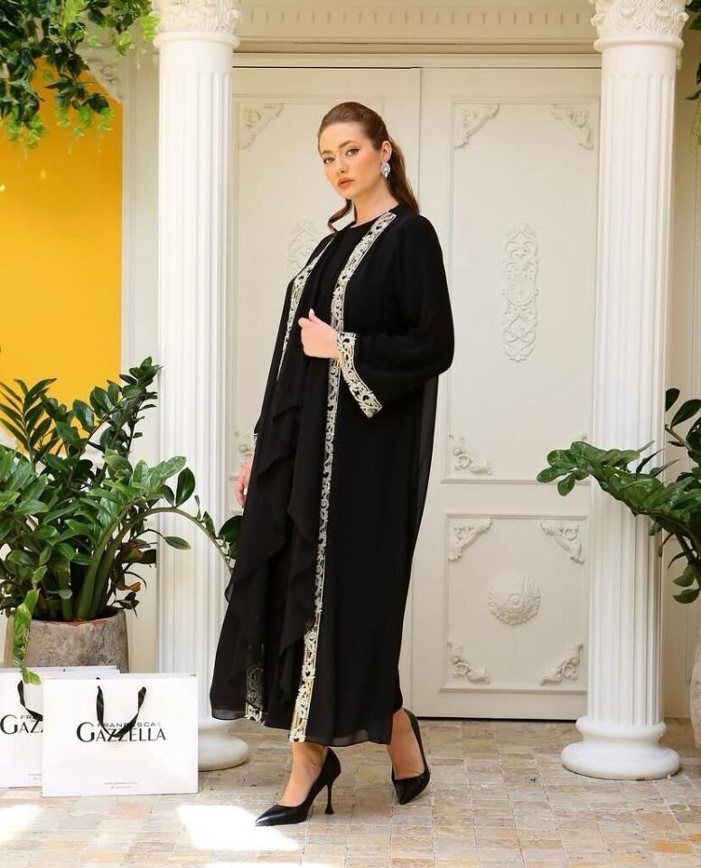 42923 İÇ BLUZ SANDY KUMAŞ DIŞ KISIM ŞİFON KOL UCU VE KENAR KISIMLARI GOLD İŞLEMELİ KENARLARI KENARLARI FIRFIR DETAYLI