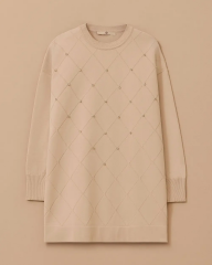 10002521711011 ÖNÜ BAKLAVA DESENLİ TAŞLI KOL UCU LASTİKLİ SOĞUK TRİKO TUNİK